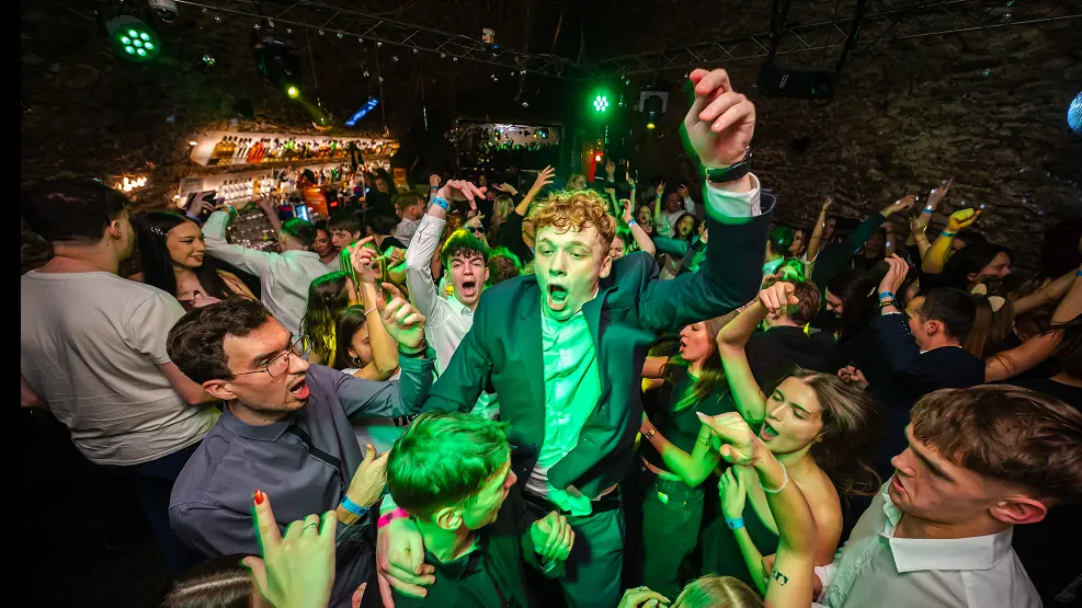 Afterparty maturitn&iacute;ho plesu v ZONE Baru v centru Prahy