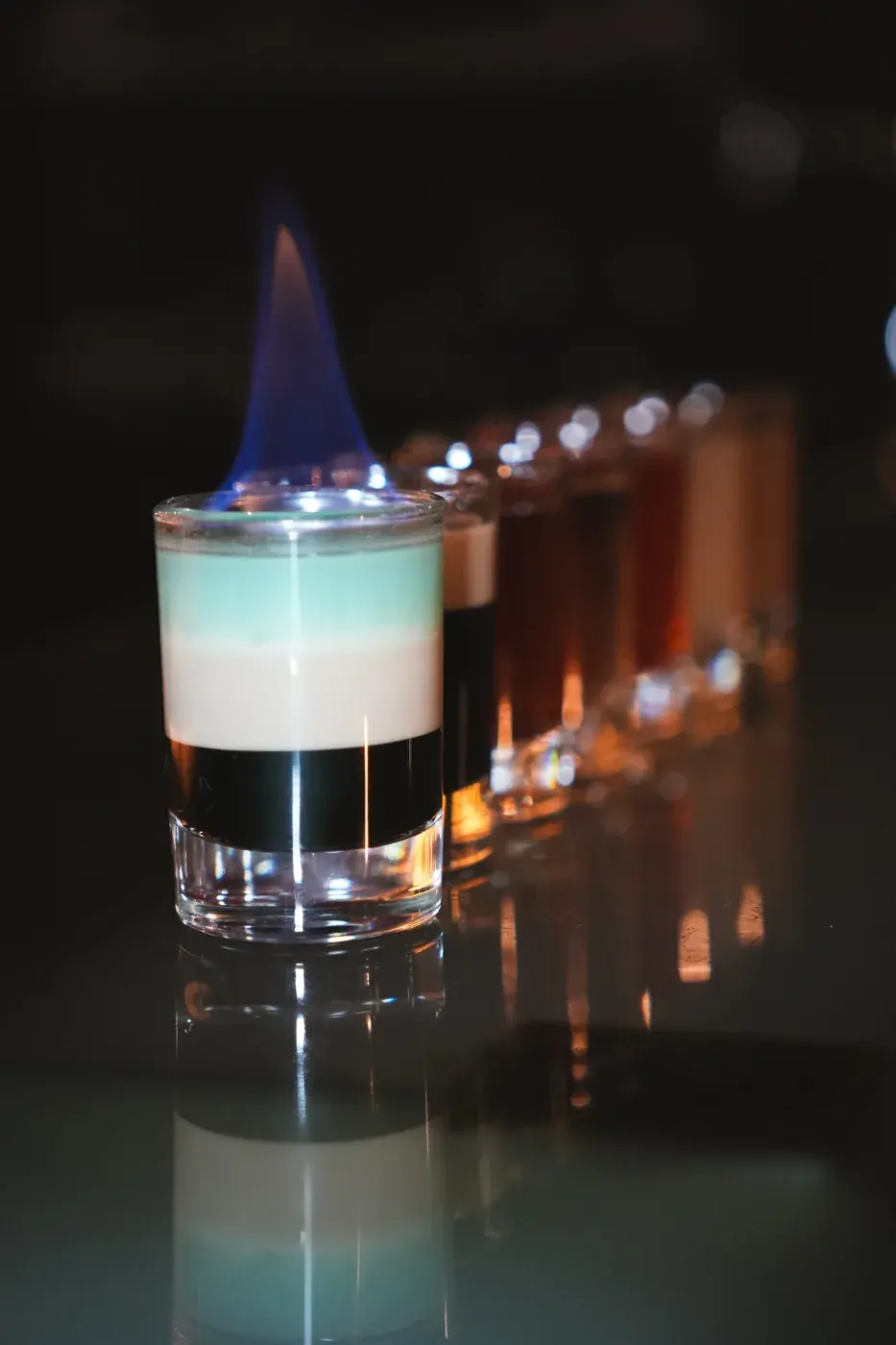 Hoř&iacute;c&iacute; shot B-52 &ndash; ZONE Bar Praha